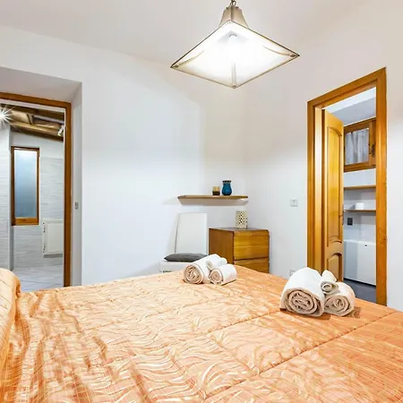 Apartmán Scalette- Historic Apartment!